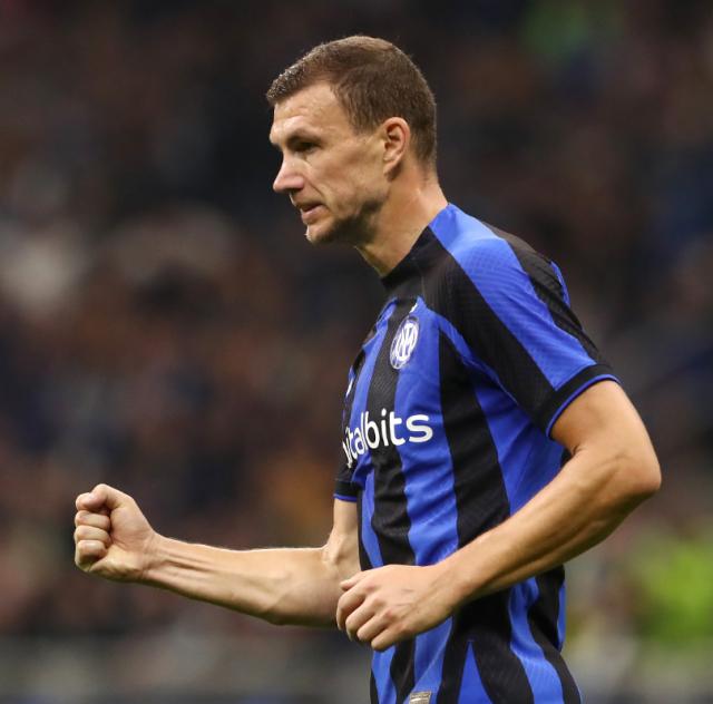 1666815408042096374.png int-4.png