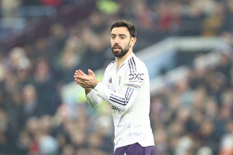 NBA-英媒：曼联希望B费能再留一年，内部人士称球员自己也倾向于留队