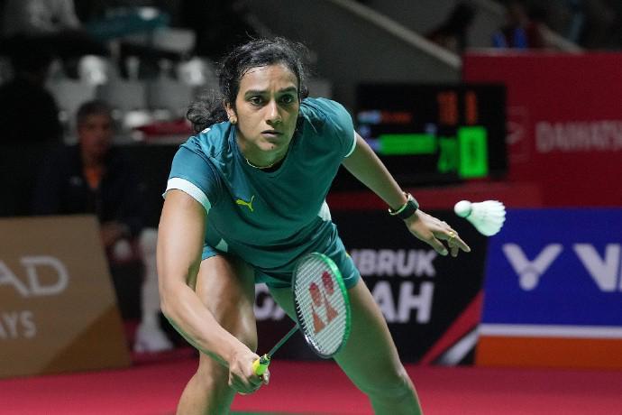 其教练离爆炸点仅100米，羽毛球名将辛杜宣布退出全英公开赛